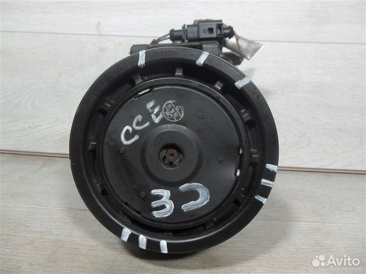 Компрессор кондиционера 4F0260805AF Audi A6 C6 4F