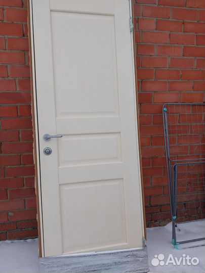 Двери межкомнатные с коробкой деревянные