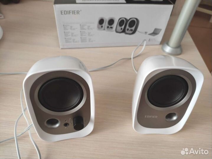 Компьютерные колонки Edifier R12u