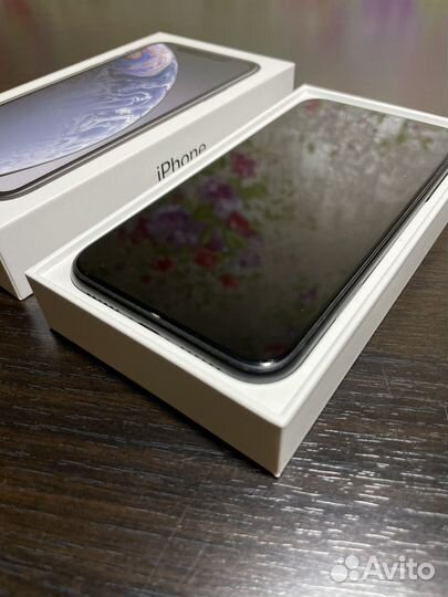 iPhone Xr, 128 ГБ