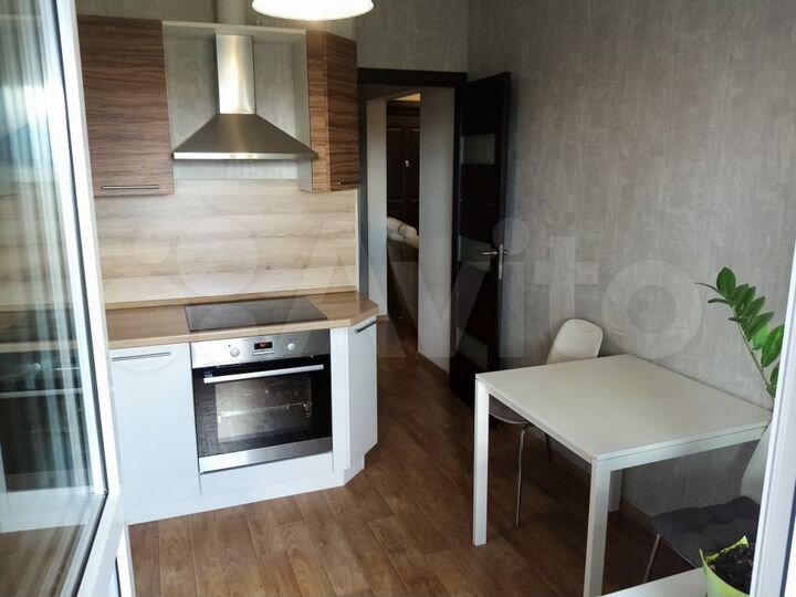 1-к. квартира, 42,7 м², 10/17 эт.