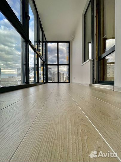 Теплое остекление балкона v-8671