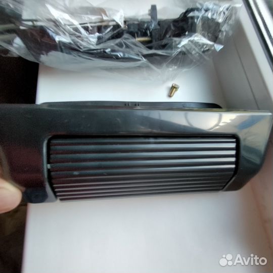 Ручка багажника Vitara,Tracker 1988-97 г. еврореец