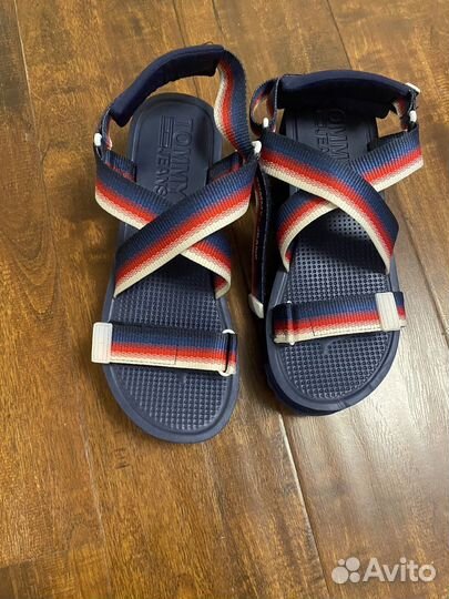Босоножки tommy 38