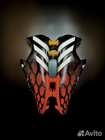 Бутсы Adidas Predator Instinct FG