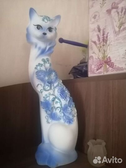 Статуэтка фигурка кошка