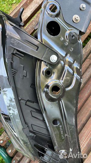 Кронштейн фар duster 2 с 2021 г.в