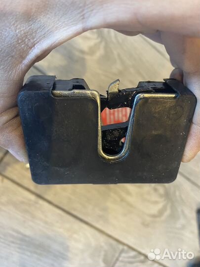 Замок двери передний правый ваз