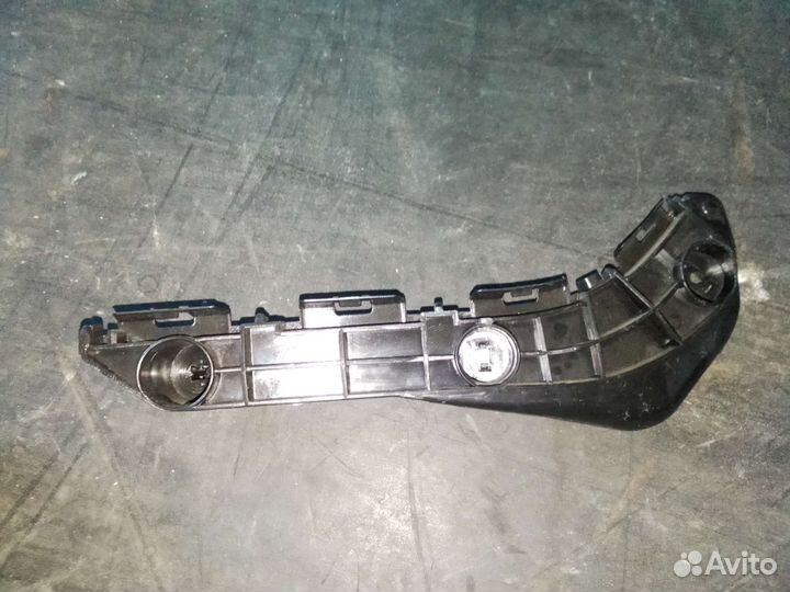 Крепление бампера