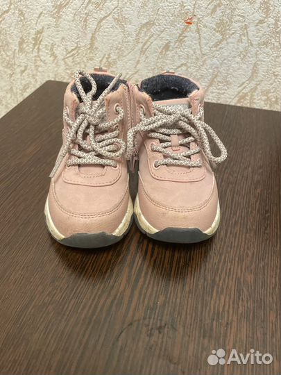 Ботинки для девочки tombi 23