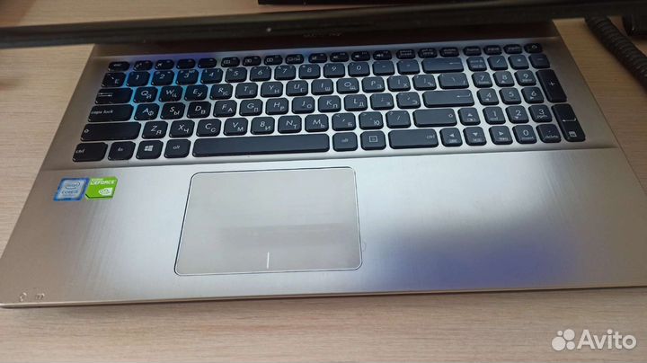 Ноутбук аsus Х541U i5-7200U 920m 8GB