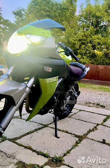 Мотоцикл racer 250