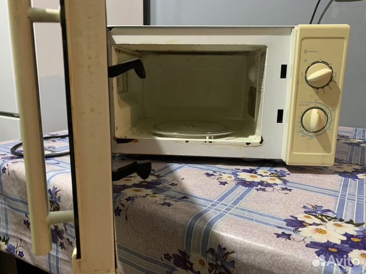 Свч микроволновая печь Rolsen