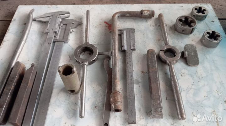 Метчики,Свёрла, Развёртки и плашки СССР