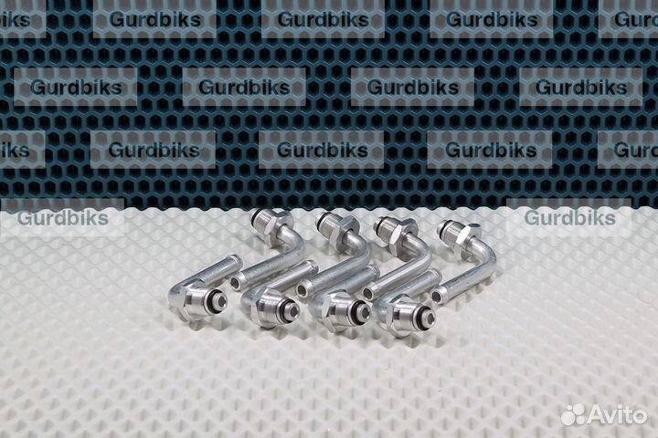 Фитинг (штуцер) на радиатор Митсубиси Паджеро 4