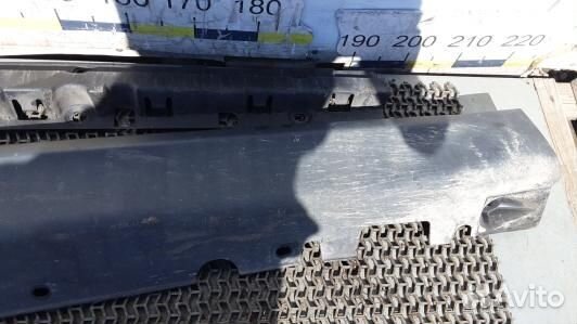 Накладка на порог BMW X5 E70 (1NT04GZ01)