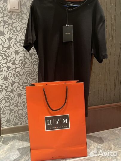 Продам новую футболку 