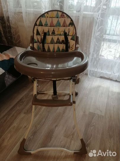 Стульчик для кормления