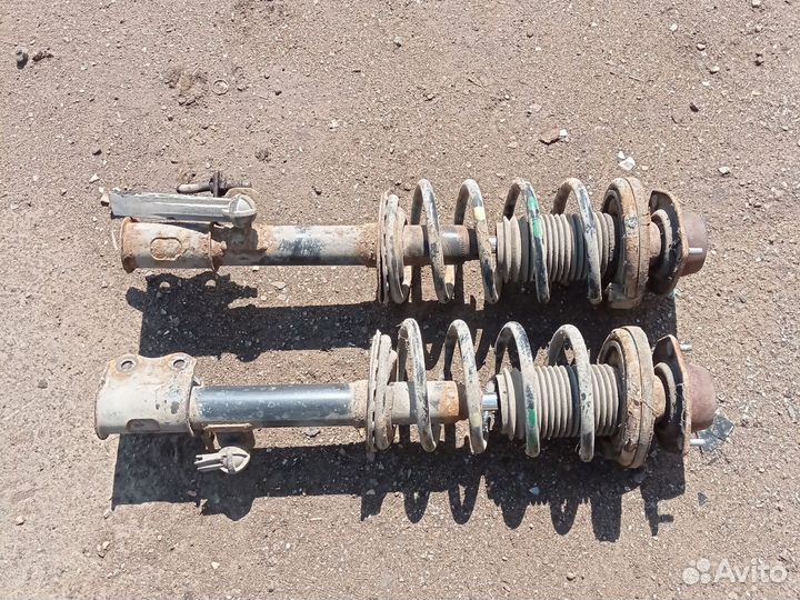 Задние стойки, аммортизаторы Chevrolet lacetti