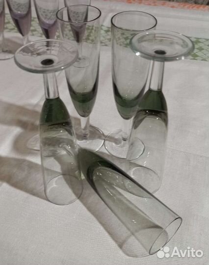 Цветное стекло рюмки стопки