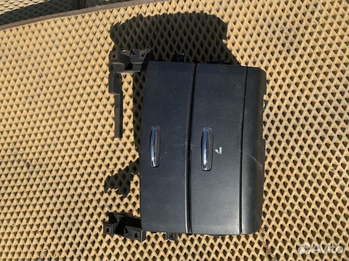 Пепельница kia sorento 1