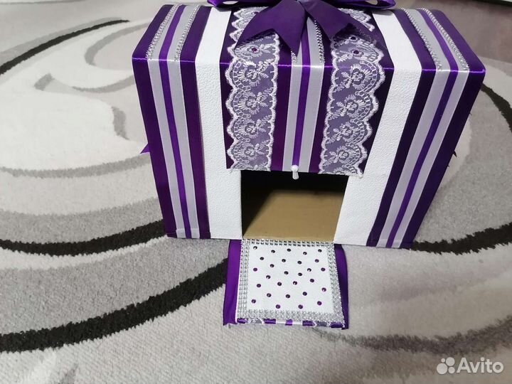 Свадебный сундук для денег