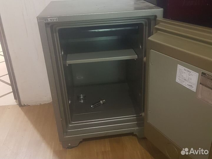 Сейф металлический огнеупорный topaz