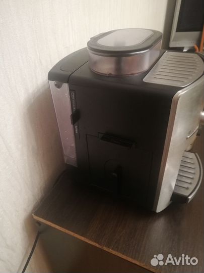 Кофемашина Krups EA 8260