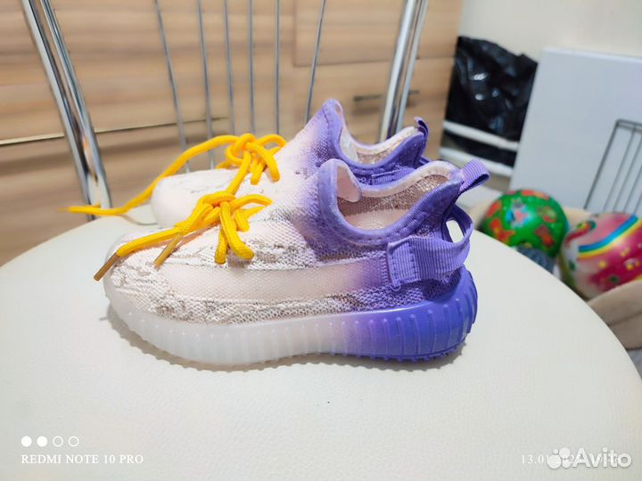 Кроссовки детские