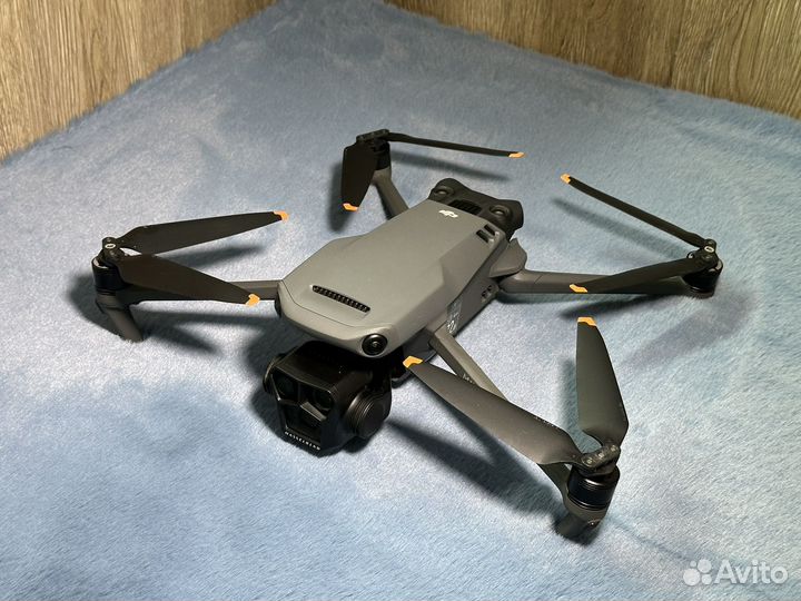 Dji mavic 3 pro
