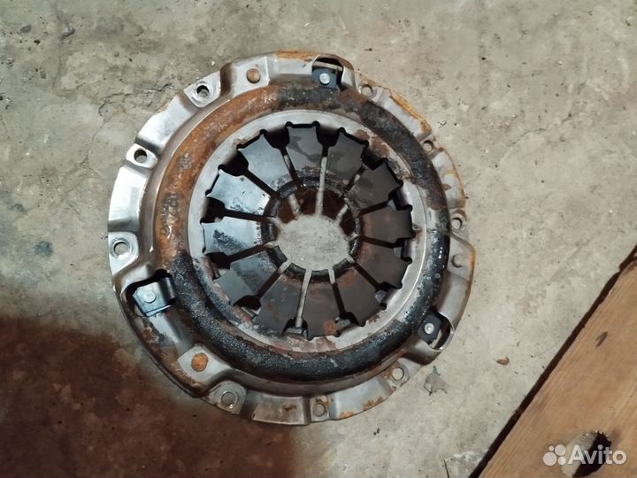 Корзина сцепления mazda 3