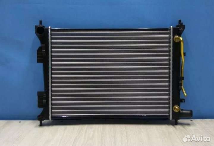 Радиатор охлаждения Kia Rio 3 АКПП 11-16