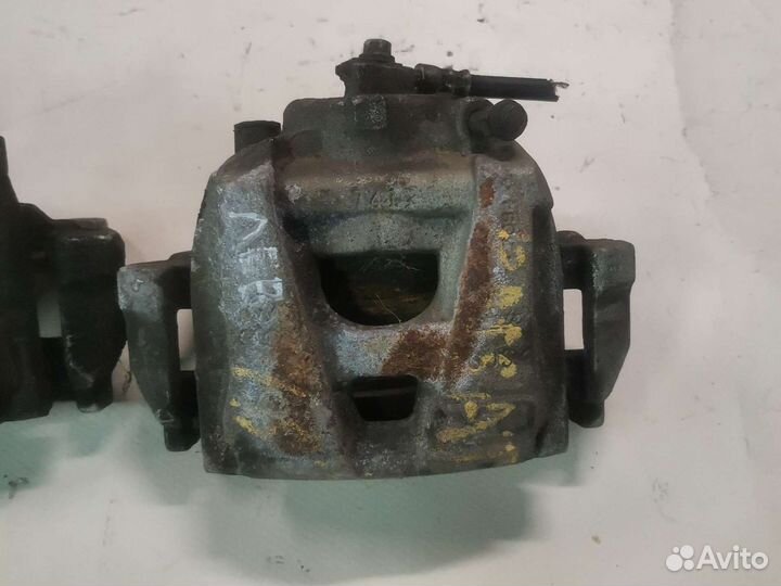 Суппорта перед Volkswagen Tiguan 5n