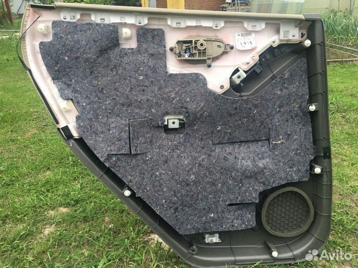 Дверная карта Nissan Murano z51 правая задняя