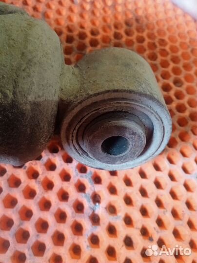 Стойка задняя Volkswagen Touareg