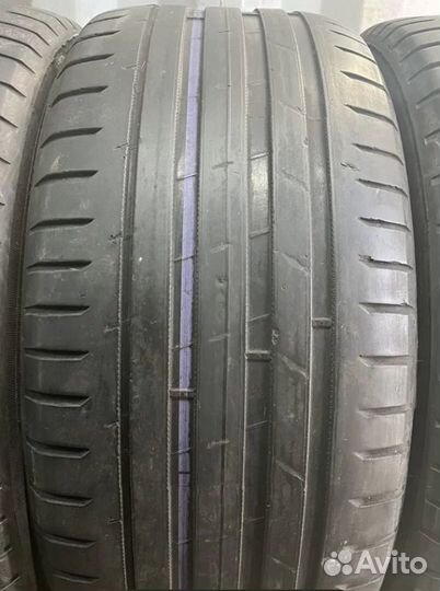 Nokian Tyres Hakka Black 2 SUV 265/50 R19 110Y