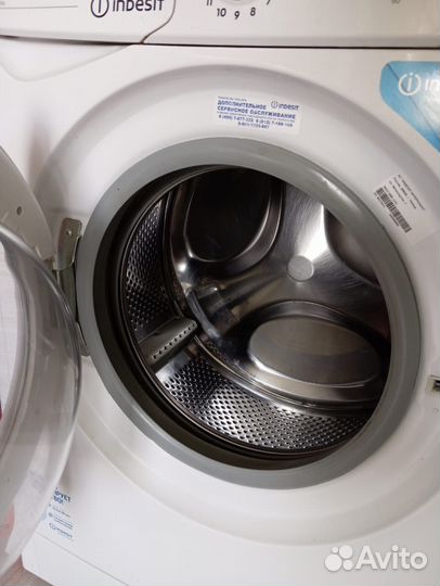Стиральная машина indesit
