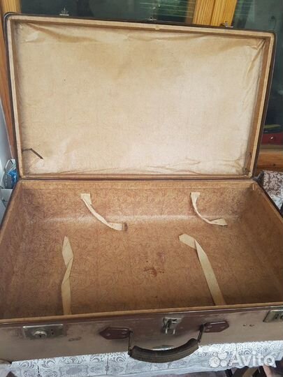 Чемодан довоенный