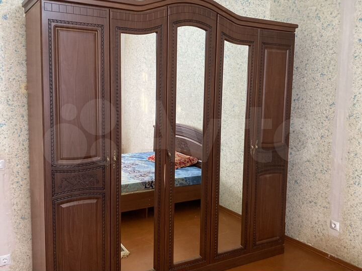 Дом 300 м² на участке 6 сот.