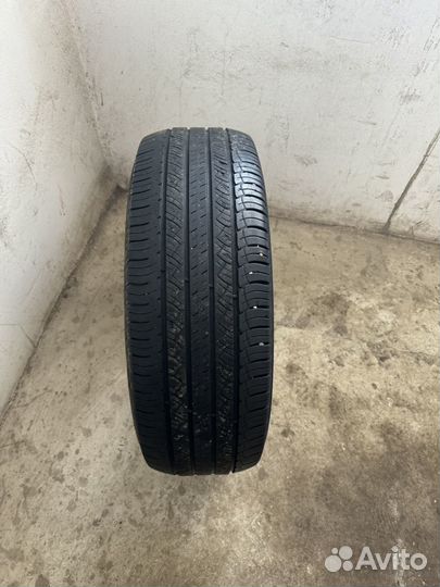 Michelin Latitude Tour HP 235/65 R17