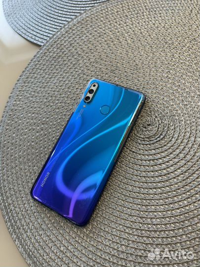 HONOR 20 Lite (RU), 4/128 ГБ