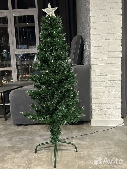Ель искусственная 120 см с гирляндой