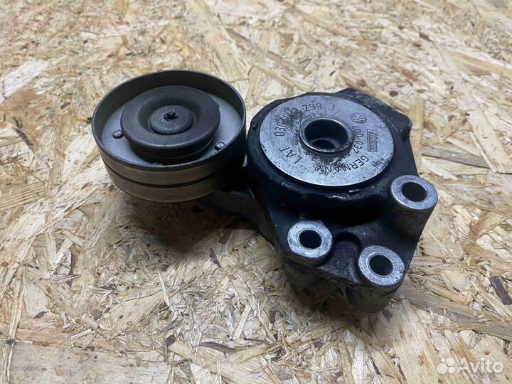 Натяжитель ремня генератора Volkswagen jetta 6 (5C