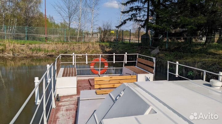 Прогулка и рыбалка на катере