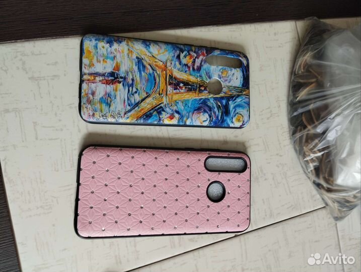 Продам чехлы на телефон