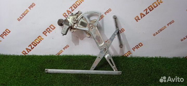 Механизм стеклоподъемника задний правый Toyota