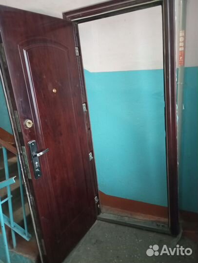 Дверь входная железная бу