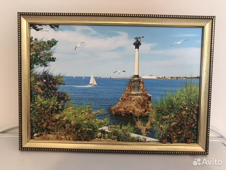 Картинка-фото инкрустация янтарем в рамке