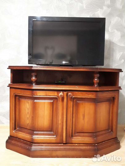 Тумба под телевизор (дерево )