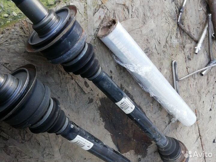 Привод задний левый бмв ф10 BMW f10